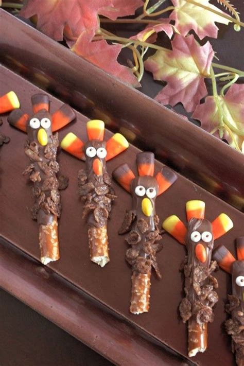 Turkey Pretzels Rods Tutorial Thanksgiving Fun Thanksgiving Food Crafts Thanksgiving Treats