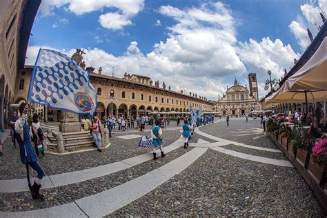 Palio Delle Contrade Ecco Il Nuovo Menu Speciale A Villa Necchi In