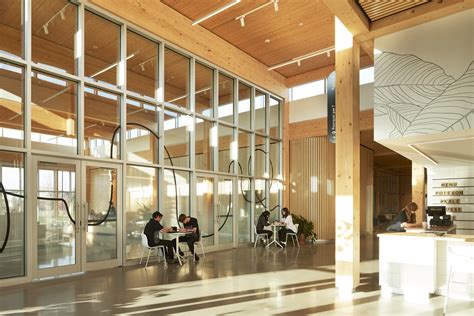 Le Collège Durocher Saint Lambert Atelier Pierre Thibault