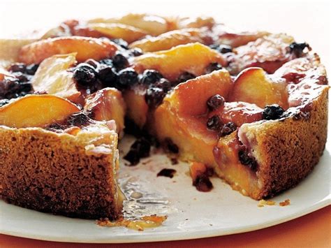Fresh Peach Cake Recipe Christmas Cake Recipes Hungryforever