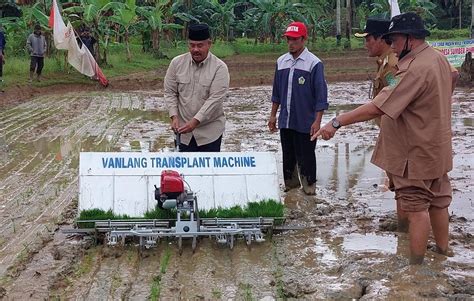 Petani Desa Loh Sumber Diberi Jaminan Hasil Kolaborasi Bumdes Sumber