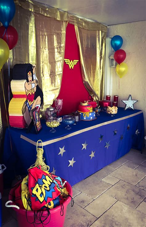 Wonder Woman Birthday Party Ideas Photo 2 Of 23 Artofit