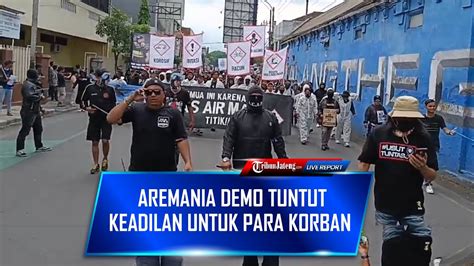 Hari Tragedi Kanjuruhan Aremania Demo Tuntut Keadilan Untuk Para