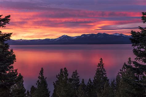 Sunrise Lake Tahoe: A Photographers Paradise and Natures Canvas ...