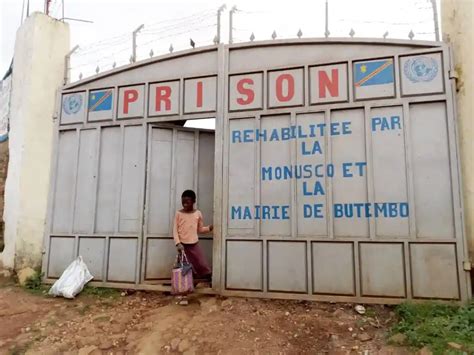 Butembo Vers La R Habilitation Des Cellules Des Femmes La Prison