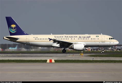 Hz Asd Saudi Arabian Airlines Airbus A320 214 Photo By Björn Wylezich