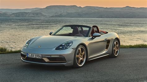 2022 Porsche 718 Boxster Choosing The Right Trim Autotrader