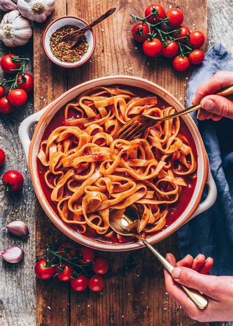 Pasta Napoli Nudeln Mit Tomatensauce Bianca Zapatka Rezepte