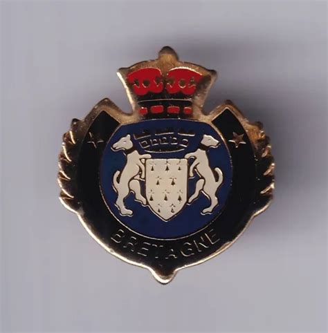 RARE PINS PIN S Tourisme Bretagne Breizh Folklore Blason Arm Hermine