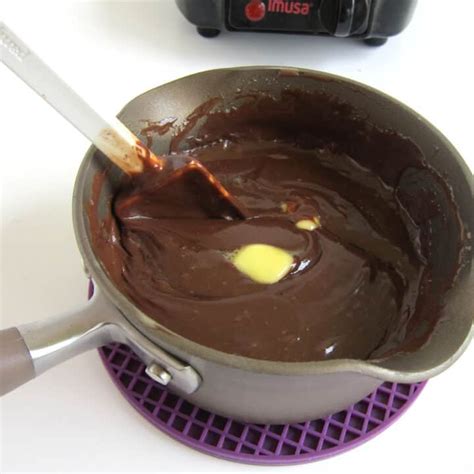 Easy Hot Fudge Sauce How To Make Easy Fudge