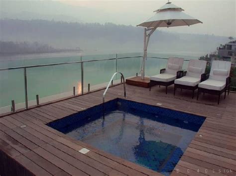 Book Hotel Ganga Kinare - A Riverside Boutique Hotel , Rishikesh - Reviews, Photos & Rates | Via.com