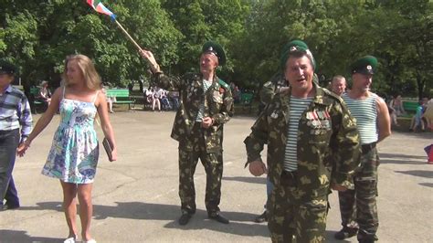 День Пограничника.Песни Пограничников. - YouTube