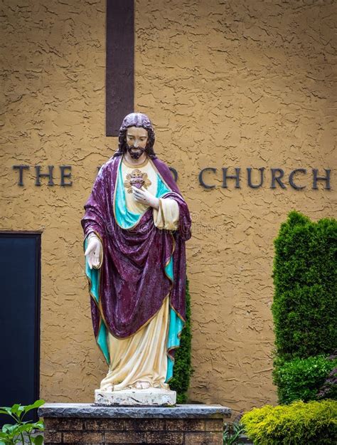 Sacred Heart Statue Stock Image Image Of Jesus Heart 170283043