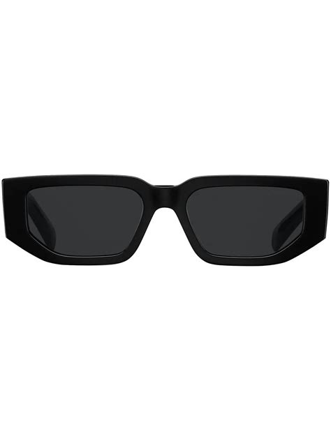 Prada Eyewear Óculos De Sol Retangular Symbole Preto Farfetch Br