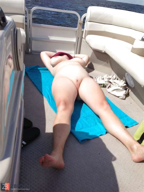 Wifey Gets Creampied At River ZB Porn