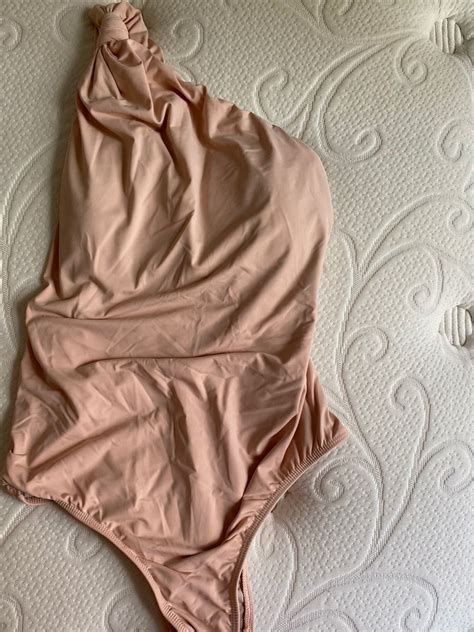Maiô Rosa Nude Um Ombro Só Blusa Feminina Usado enjoei