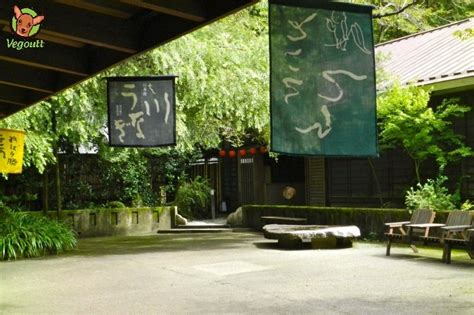 Naked Onsen Experience Hakone Japan Travel Hive