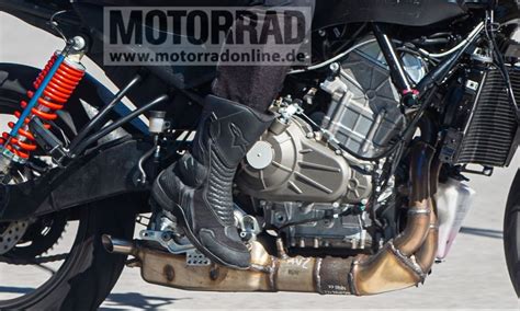 Naked Aprilia Tuono 457 Spied On Test In Europe