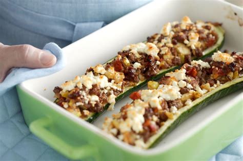 Gevulde Courgettes Met Lamsgehakt En Feta Uit De Oven Uit De Keuken Van