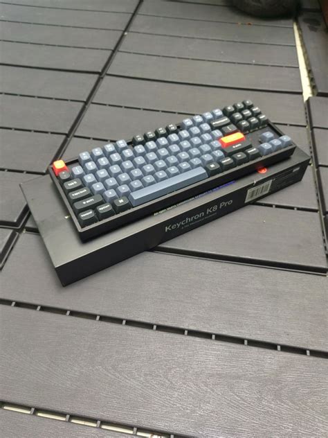 Hot Swappable Keychron K8 Pro Aluminium RGB Light Computers Tech