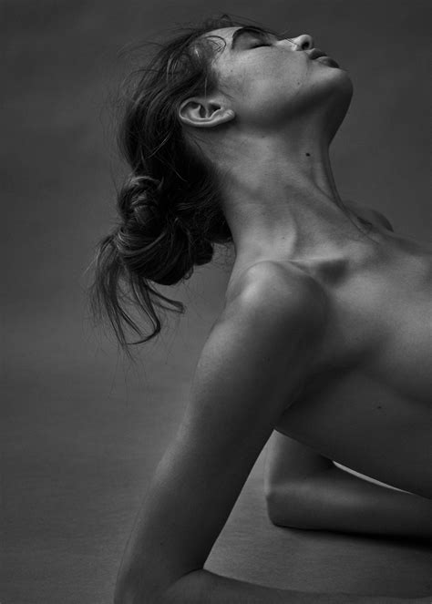 Zoe Mantzakanis Nude And Sexy Photos The Fappening