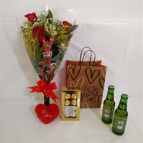 Ramalhete De Rosas E Kit Heineken Cora Ozinho E Ferrero Rocher