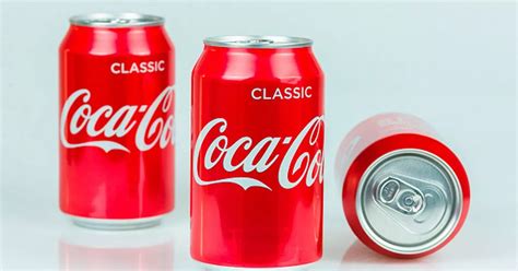 Mind Boggling Optical Illusion Shows True Colour Of Coke Can And It