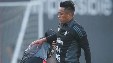 Christian Cueva Recibe Ofertas De Clubes Extranjeros Tras Acuerdo