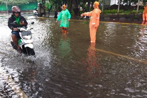 Update Ruas Jalan Dan Rt Di Jakarta Terendam Banjir Berikut