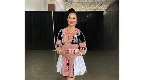 Ntsa Iab Thoj Miss Hmong Wisconsin Talent Round Youtube