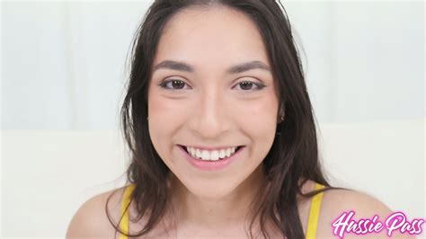 Latina Hairjob