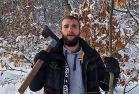 "Srećan Badnji dan braćo Srbi" Veljko Ražnatović pravi domaćin: Ranom ...