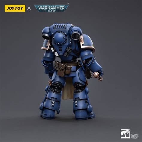 Figura Primaris Company Champion Warhammer K Ultramarines Cm