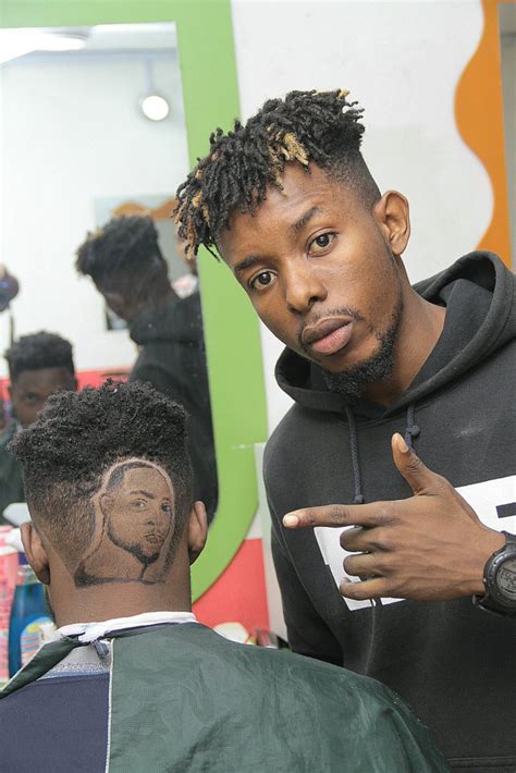 Fanyi, Barber Creates Davido's Face On Client's Head - Celebrities ...