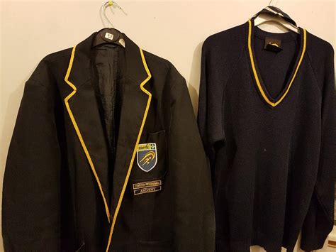 Harris academy purley uniform in CR0 Croydon for free for sale | Shpock