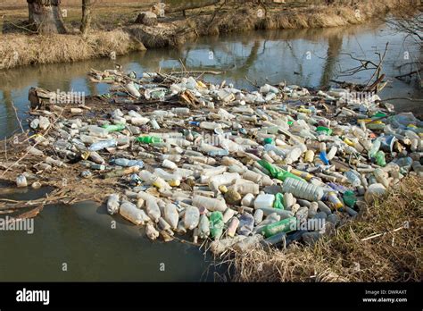 Pollution de l'environnement Banque de photographies et d’images à haute résolution - Alamy