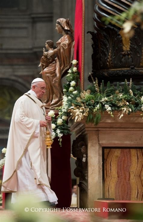 Santa Misa En La Solemnidad De La Natividad Del Se Or De Diciembre