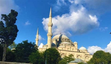 Eyüp Sultan Camii Tarihi Mimari Özellikleri Önemi Nerede