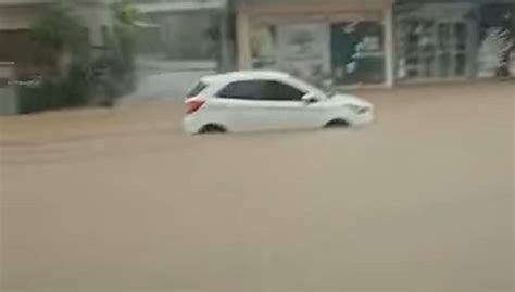 V Deos Jaragu Do Sul Registra Alagamentos Ap S Chuva Intensa