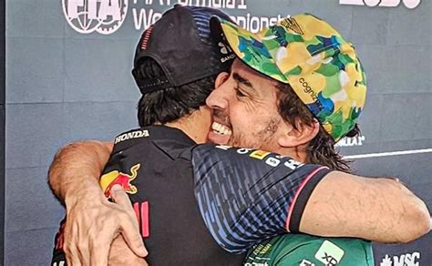 F1 Checo Pérez intercambio mensajes con Fernando Alonso