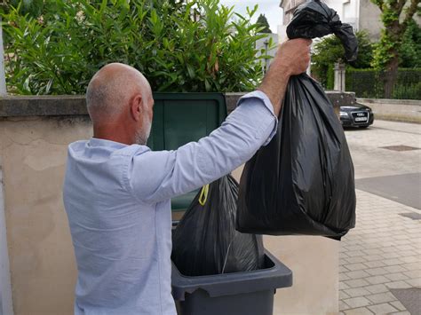 Soci T Ramassage Des Ordures M Nag Res Quand Sortir Ses Poubelles