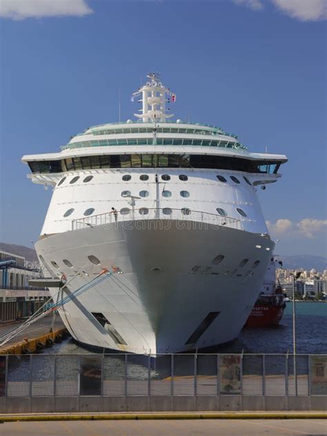 Jewel Of The Seas Cruise Ship Piraeus Greece Editorial Stock Image