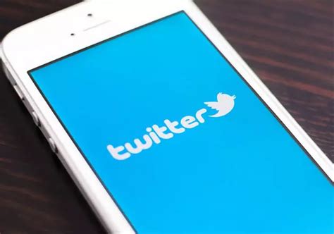 Twitter Reinstates Legacy Blue Tick On High Profile Accounts