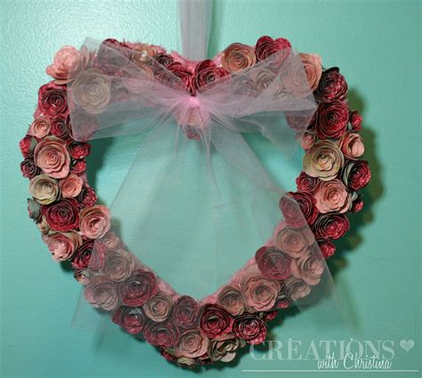 Creations with Christina: Heart Wreath