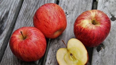 El motivo por el que deberías comer una manzana todos los días