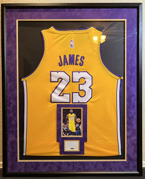 Lebron James Cut Auto Autographed Signed LA Lakers Upper Deck UDA