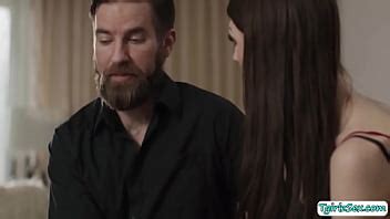 Wanna See A Skinnt Ts Obtiene Su Peque O Culo Jodido Con Una Gran Polla Xvideos