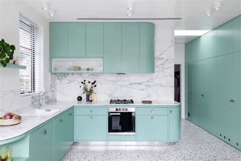 17 Popular Kitchen Cabinet Colors {2022} At Lane And High