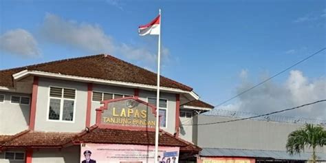 Wbp Lapas Kelas Iib Tanjungpandan Karyakan 1 Judul Buku