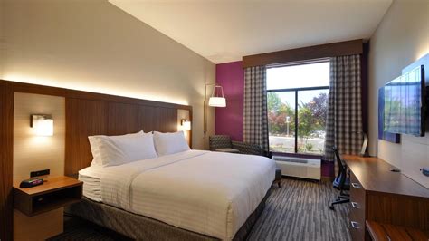 Holiday Inn Express Quantico - Stafford from $78. Stafford Hotel Deals ...